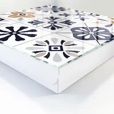 Behang met geometrische patronen in lichte tinten
