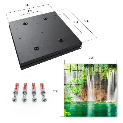 Groene waterval met turkoois water
