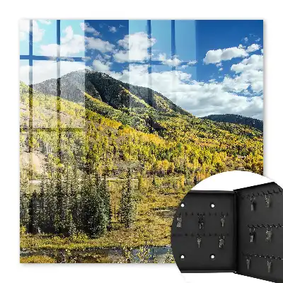 Herfstlandschap met blauwe lucht