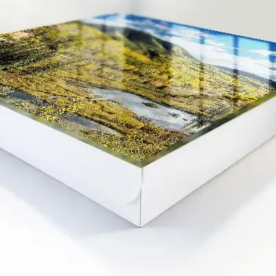 Herfstlandschap met blauwe lucht