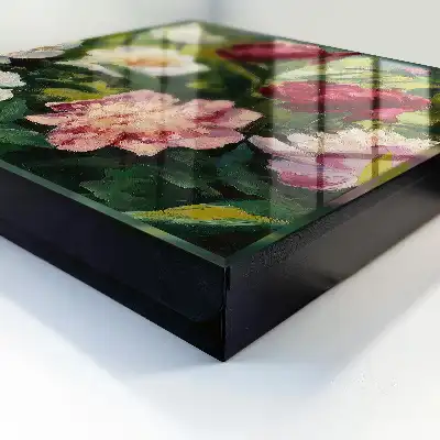 Kleurrijke bloemen op een groene achtergrond