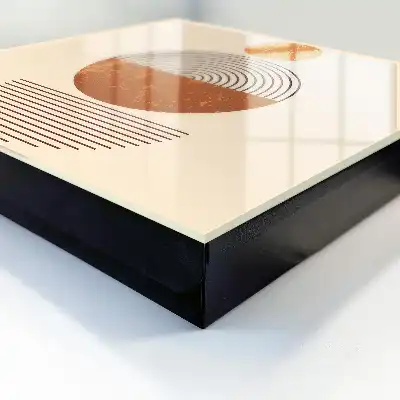Retro geometrische vormen op een beige achtergrond