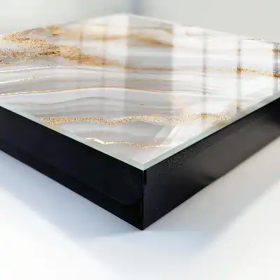 Abstracte kunst met gele accenten