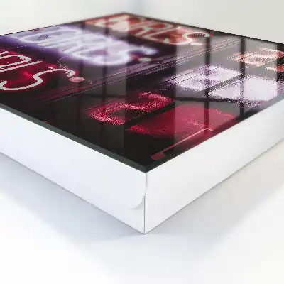 Neonreclame van de nachtelijke stad