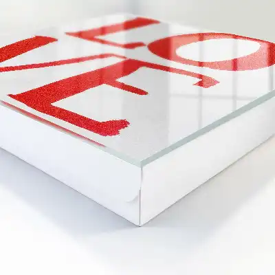 Rode liefde op een witte achtergrond