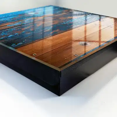 Houtstructuur met blauwe verf
