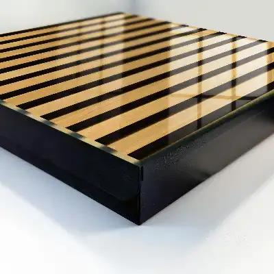 Houten decoratie met een elegante en eenvoudige structuur