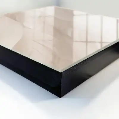 Romige lichte tint