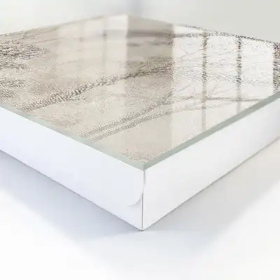 Etherische bossfeer in delicate tinten