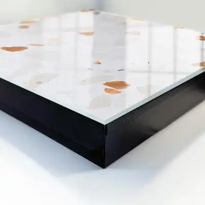 Dynamische set van diverse kleurrijke stenen
