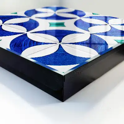 Geometrisch motief in blauwgroene tinten
