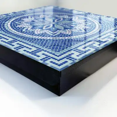 Blauwe mozaïek met bloemenpatroon