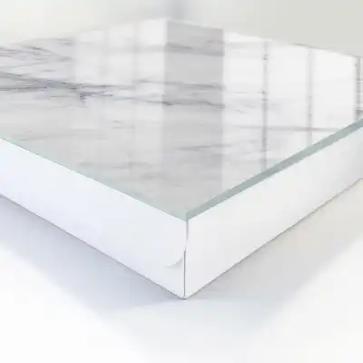 Marmeren elegantie met witte achtergrond