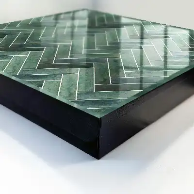 Groene visgraatvloer met een natuurlijke uitstraling