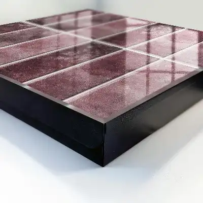 Bordeauxrode tegels met een elegante textuur