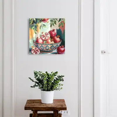 Teddybeer met fruitmotief en decoratieve details