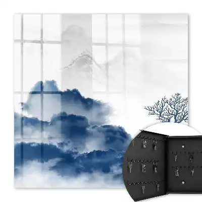 Mysterieuze bergen en blauwe wolken