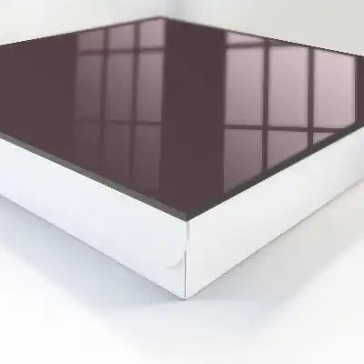 Grijze poster met minimalistische geometrische vormen