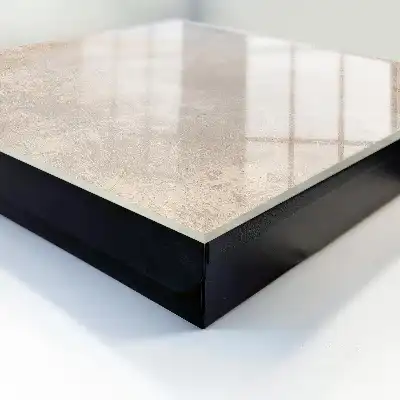 Rustiek decoratief object met subtiele slijtageplekken