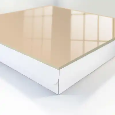 Beige en oranje decoratie in rustige elegantie