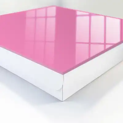 Koel roze kleur zonder versieringen