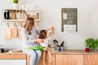 Prikbord van kurk Roestig metaal