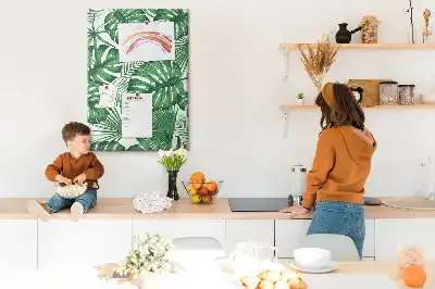 Prikbord van kurk Groene monstera bladeren