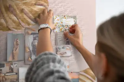 Prikbord van kurk Vergulde bladeren