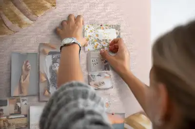 Prikbord van kurk Vergulde bladeren