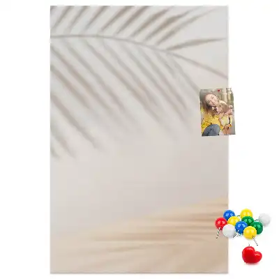 Prikbord van kurk Schaduw van een palmblad