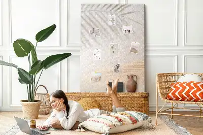 Prikbord van kurk Schaduw van een palmblad