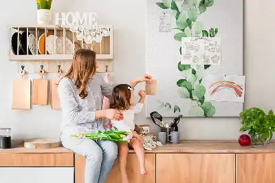 Prikbord van kurk Een tak met bladeren