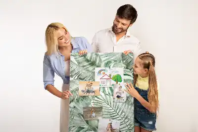 Prikbord Bladeren geschilderd met waterverf
