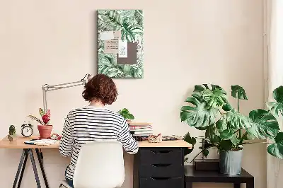 Prikbord Bladeren geschilderd met waterverf