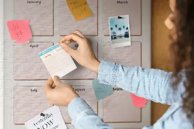 Prikbord van kurk Verjaardagskalender