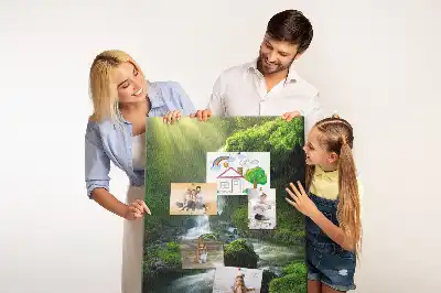 Prikbord van kurk Rotswaterval