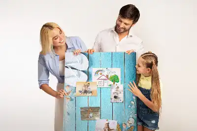 Prikbord van kurk Schelpen op hout