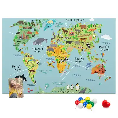 Kurk prikbord Continenten met de fauna van de wereldbol