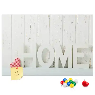 Kurken prikbord met Home-typografie voor de woonkamer