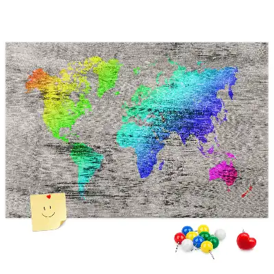 Kurken memobord in de vorm van een wereldkaart