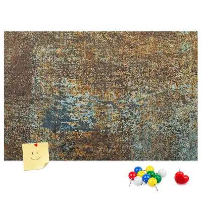 Memobord van kurk op een metalen frame in de kleur roest