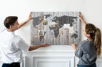 Kurk prikbord Wereld op planken