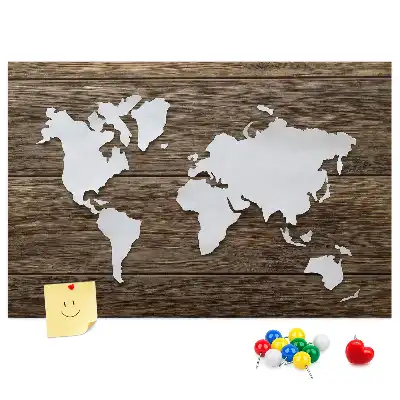 Memobord van kurk met wereldkaart op planken