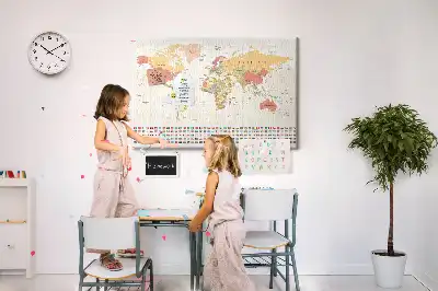 Memobord van kurk Ontwerp van een wereldkaart