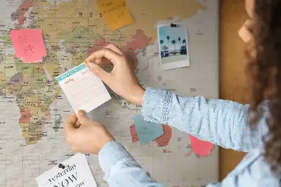 Memobord van kurk Ontwerp van een wereldkaart