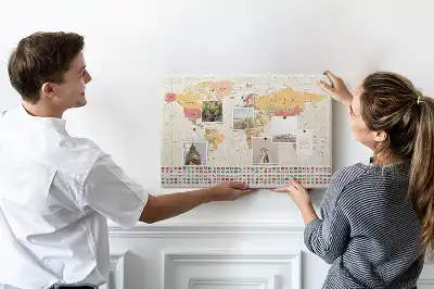 Memobord van kurk Ontwerp van een wereldkaart