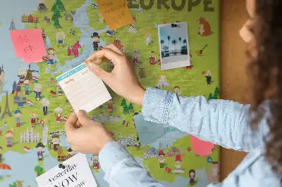Memobord van kurk Wereldkaart met vlaggen