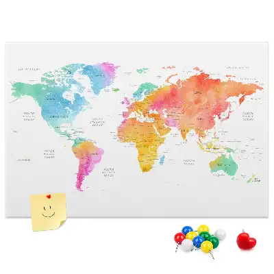 Memobord van kurk met aquarel wereldkaart