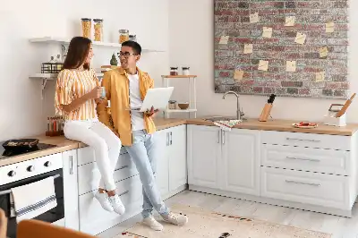 Memobord van kurk Baksteen muur