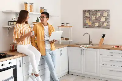 Memobord van kurk Baksteen muur